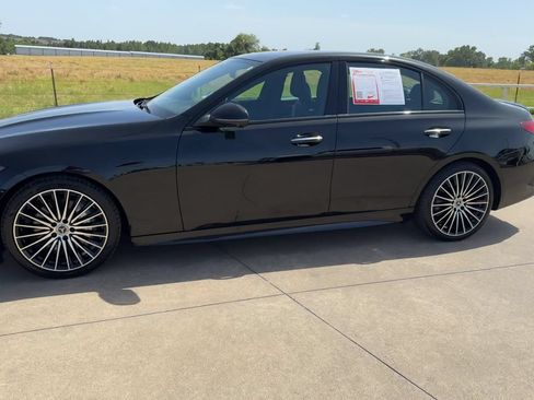 Used 2023 Mercedes-Benz C 300 Sedan image 5