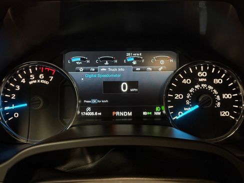 Used 2018 Ford F150 Lariat w/ Equipment Group 502A Luxury AWD/4WD image 14