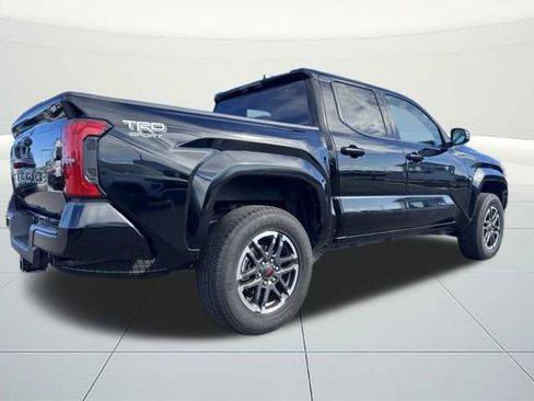 Used 2025 Toyota Tacoma TRD Sport image 5