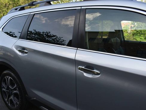 Used 2023 Subaru Ascent Touring AWD/4WD image 38