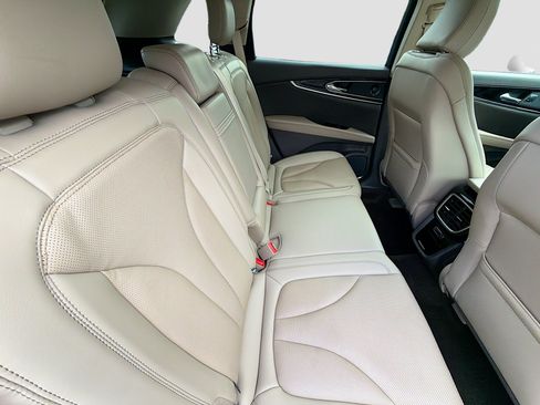 Certified 2023 Lincoln Nautilus Reserve w/ Equipment Group 201A AWD/4WD image 28