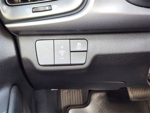Certified 2023 Kia Rio S image 22