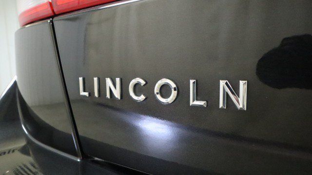 Used 2012 Lincoln MKZ FWD image 21