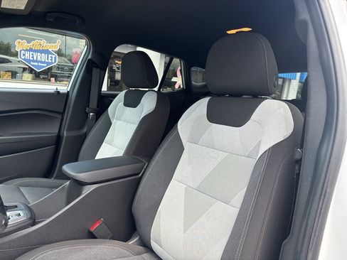 Used 2024 Chevrolet Trax RS w/ Driver Confidence Package FWD image 30
