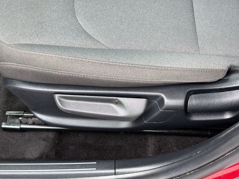 Used 2025 Kia K4 FWD image 12