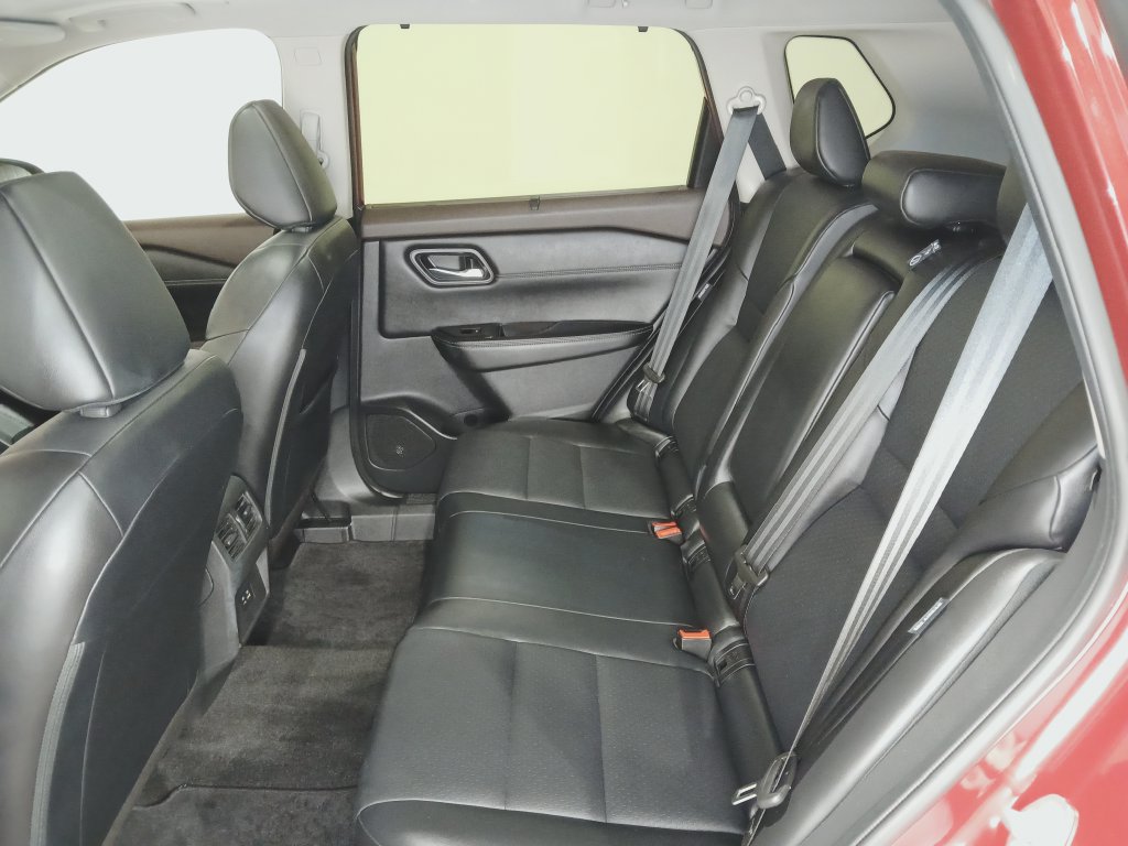 Used 2023 Nissan Rogue SV w/ SV Premium B Package AWD/4WD image 12