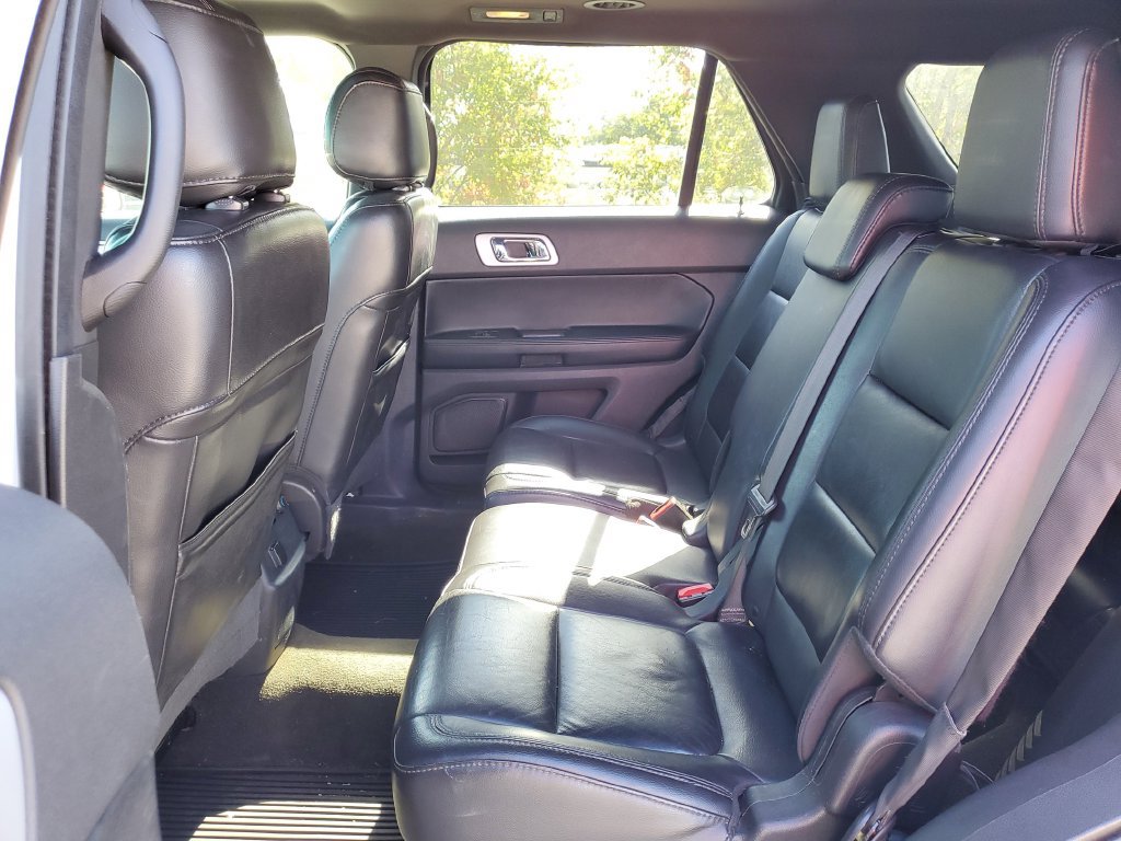 Used 2013 Ford Explorer XLT FWD image 12