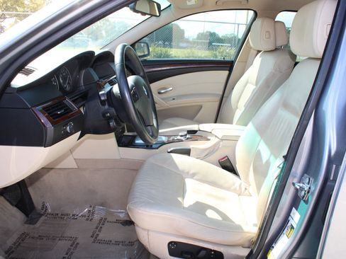 Used 2009 BMW 528i Sedan image 5