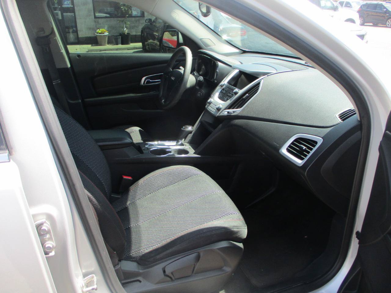 Used 2017 GMC Terrain SLE FWD image 7