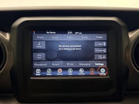 Used 2023 Jeep Wrangler Unlimited Sport AWD/4WD image 22