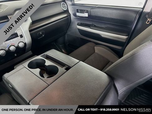 Used 2014 Toyota Tundra SR5 image 21