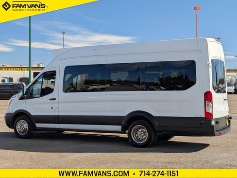 Used 2017 Ford Transit 350 XLT RWD image 5