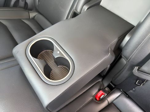 Used 2025 Genesis GV70 2.5T AWD/4WD image 26