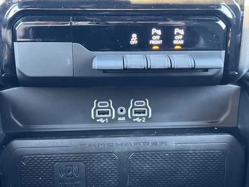 Used 2025 RAM 1500 Big Horn image 7