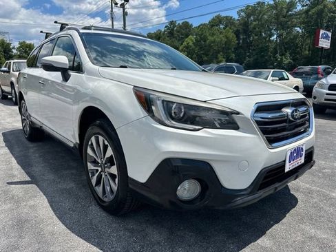 Used 2019 Subaru Outback 2.5i Touring w/ Popular Package #3A AWD/4WD image 1