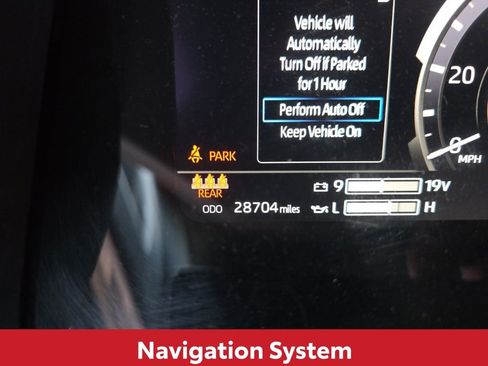 Used 2024 Toyota Tundra Platinum image 19