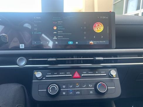 New 2026 Hyundai Tucson SE image 10