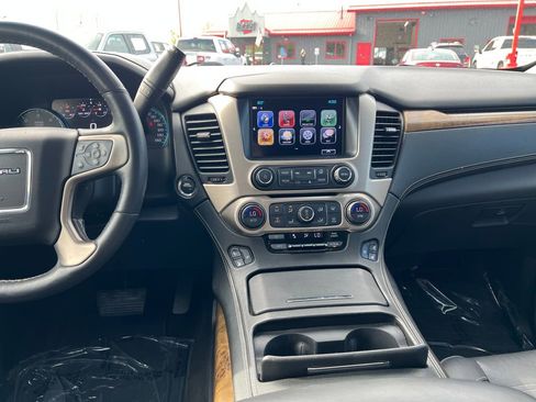 Used 2017 GMC Yukon Denali w/ Open Road Package AWD/4WD image 36