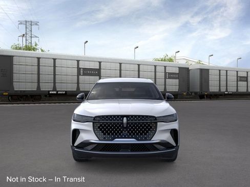 New 2026 Lincoln Nautilus Premier image 6