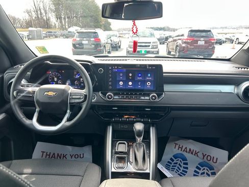 Used 2024 Chevrolet Colorado LT w/ LT Convenience Package II image 14