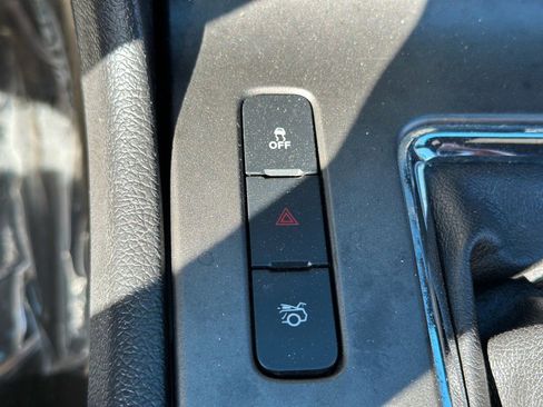 Used 2012 Ford Mustang GT w/ Brembo Brake Pkg image 28