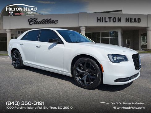 Used 2023 Chrysler 300 Touring w/ Sport Appearance Package image 1