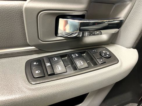 Used 2018 RAM 2500 Big Horn image 16