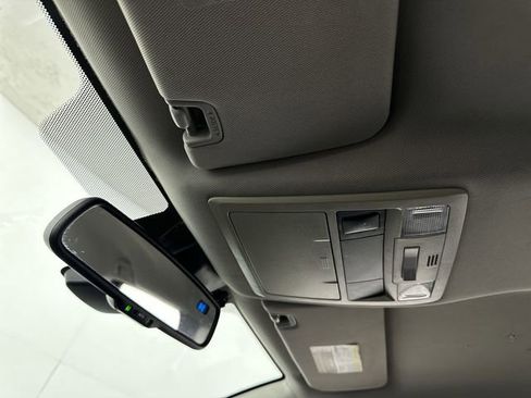 Used 2019 Toyota Tacoma SR5 RWD image 19