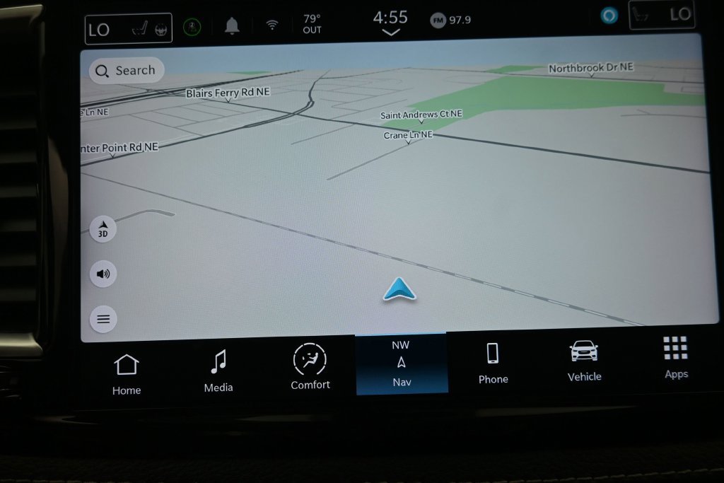 Used 2024 Chrysler Pacifica Limited FWD image 23