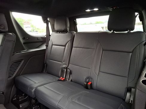 Used 2023 Chevrolet Tahoe LS AWD/4WD image 16