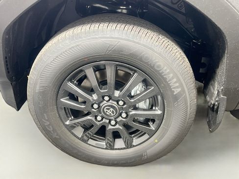Used 2025 Toyota Land Cruiser 1958 AWD/4WD image 13