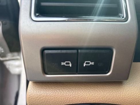 Used 2018 Ford F150 Lariat RWD image 52