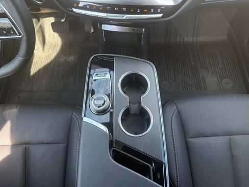 Used 2025 Cadillac Lyriq Luxury w/ LPO, Floor Liner Package AWD/4WD image 26