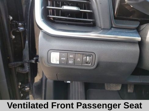 New 2026 GMC Terrain Elevation w/ Elevation Premium Package AWD/4WD image 14