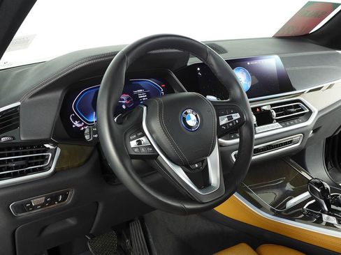 Certified 2023 BMW X5 xDrive45e w/ Climate Comfort Package image 31