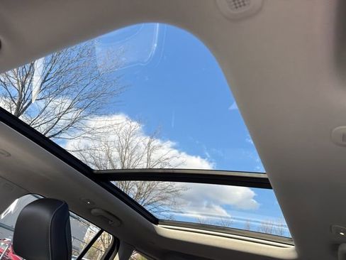 Used 2022 Jeep Grand Cherokee Limited image 5