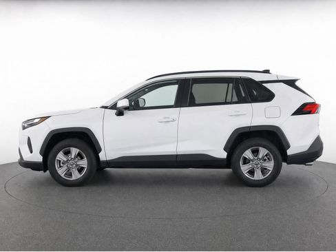 Certified 2025 Toyota RAV4 XLE w/ Convenience Package AWD/4WD image 6