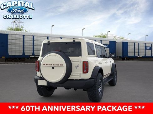 New 2026 Ford Bronco Outer Banks w/ Sasquatch Package AWD/4WD image 10