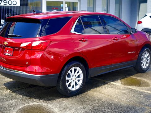 Used 2018 Chevrolet Equinox LT image 16
