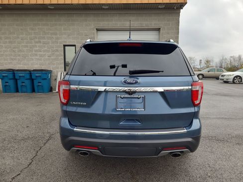 Used 2018 Ford Explorer Limited w/ Equipment Group 301A image 4