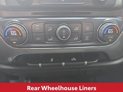 Used 2018 Chevrolet Silverado 1500 LT w/ LT Eassist Package image 24