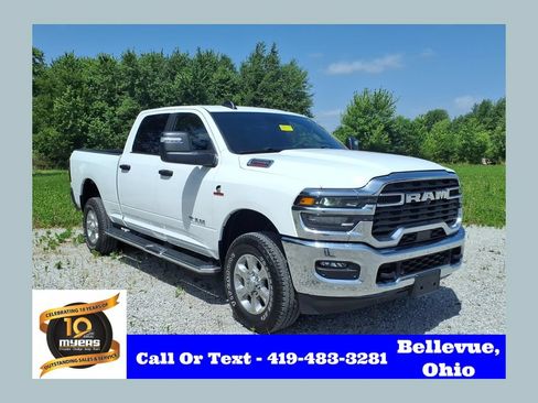 Used 2025 RAM 2500 Big Horn AWD/4WD image 1