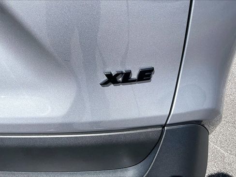 Used 2024 Toyota RAV4 XLE Premium FWD image 9