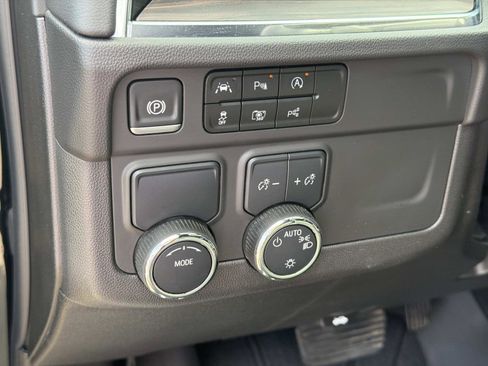 Certified 2025 Chevrolet Tahoe LT RWD image 10