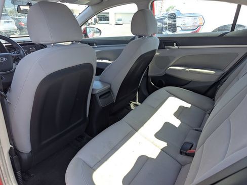Used 2018 Hyundai Elantra SEL FWD image 28