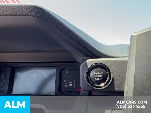 Used 2024 Toyota Tacoma SR image 31