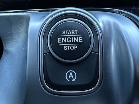 Certified 2022 Mercedes-Benz GLB 250 4MATIC image 24