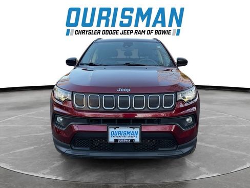 Used 2022 Jeep Compass Latitude image 9