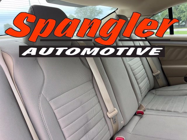 Used 2018 Ford Taurus SE FWD image 7