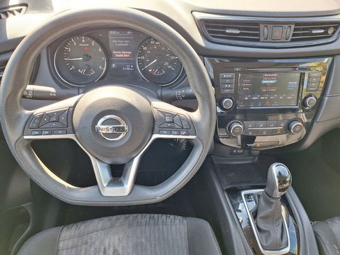 Used 2020 Nissan Rogue S image 20